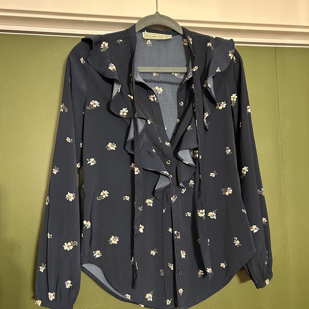 Abercrombie and Fitch Floral Ruffle Blouse